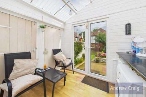 Outhouse/Sunroom