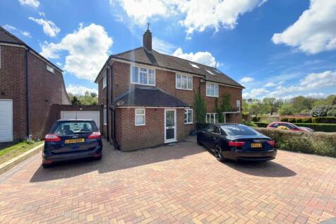 3 Bedroom Semi-Detached House