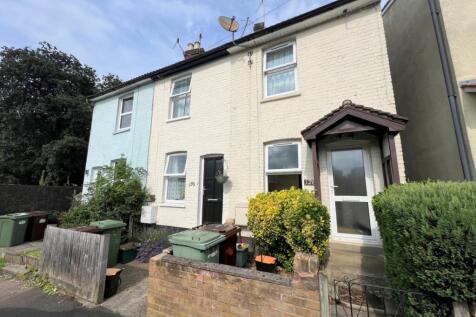 2 Bed Unfurnished Terraced
