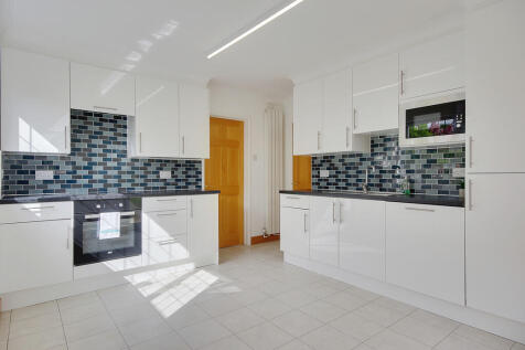18 Kitchen C