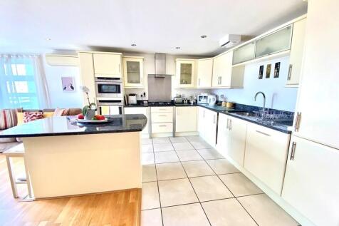 Kitchen 2