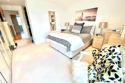 Master bedroom 1