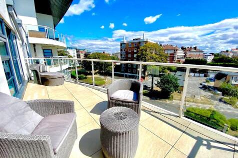 Balcony 4
