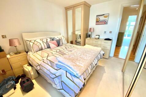 Bedroom.2