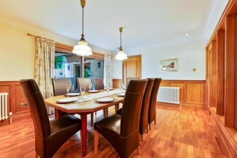 6- Dining Room.jpg