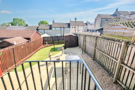 16 -Rear Garden.jpg