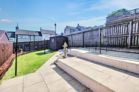17 -Rear Garden.jpg