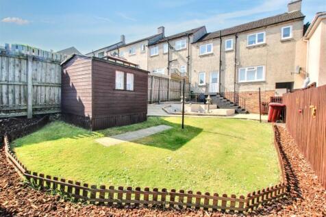 18 - Rear Garden.jpg