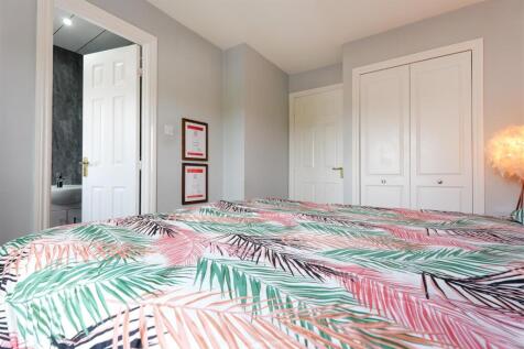 11- Bedroom One.jpg