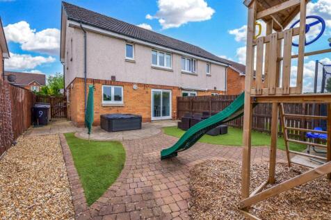 19- Rear Garden.jpg