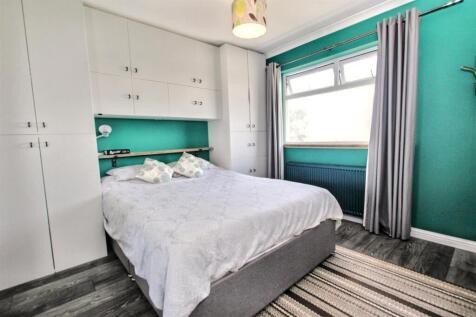 8- Bedroom One.jpg