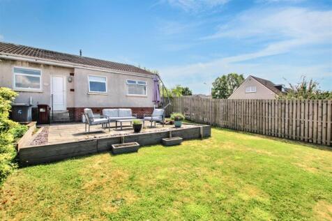 13- Rear Garden.jpg