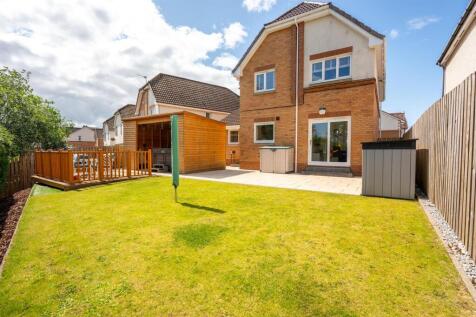 27- Rear Garden.jpg