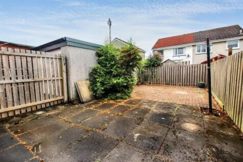16- Rear Garden.jpg
