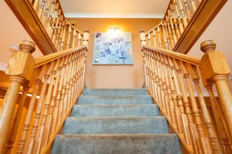 14- Staircase.jpg