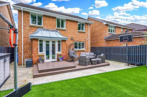 26- Rear Garden.jpg