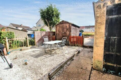 11- Rear Garden.jpg