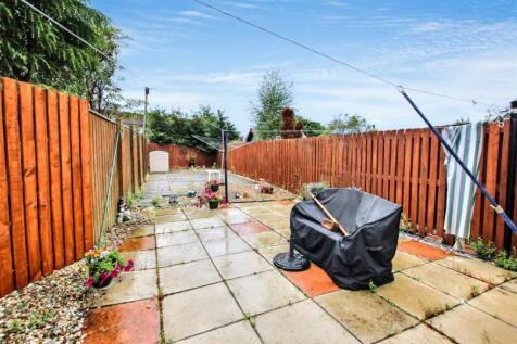 16- Rear Garden.jpg
