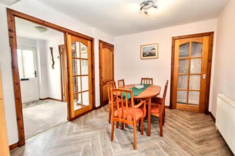 6- Dining Room.jpg