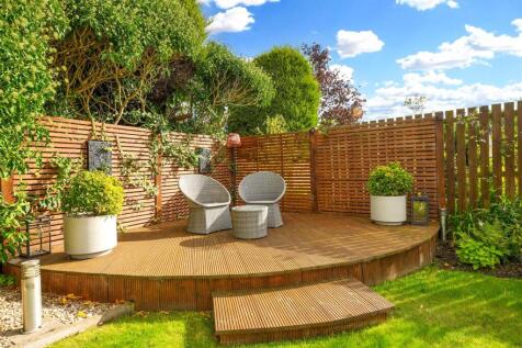 32- Patio.jpg
