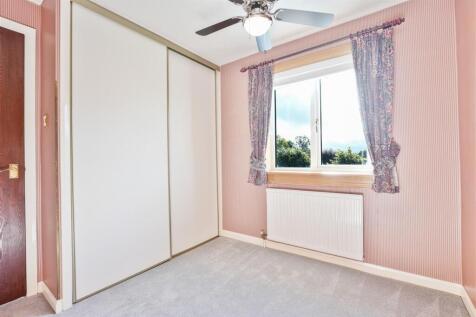 25- Bedroom.jpg