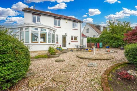 27- Rear Garden.jpg