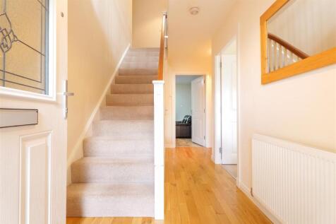 3- Hallway.jpg
