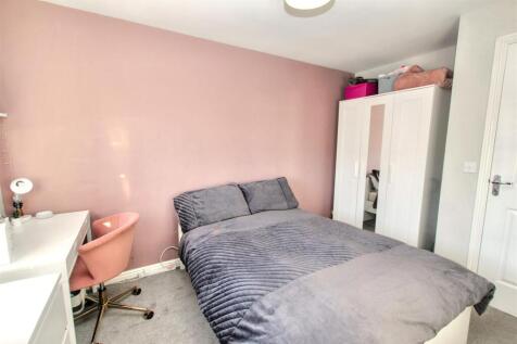 15 - Bedroom Two.jpg