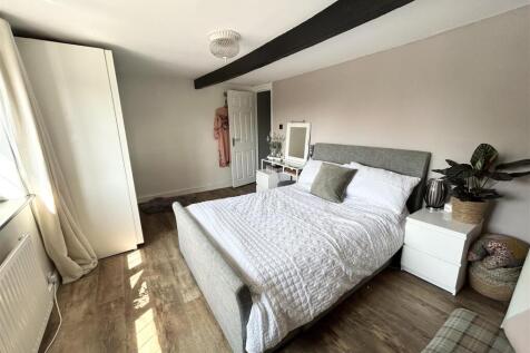 Bedroom5.jpeg