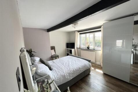 Bedroom4.jpeg