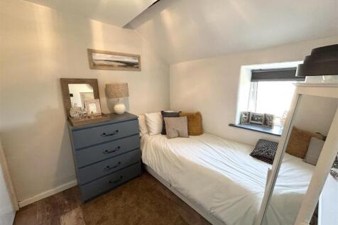 Bedroom1.jpeg