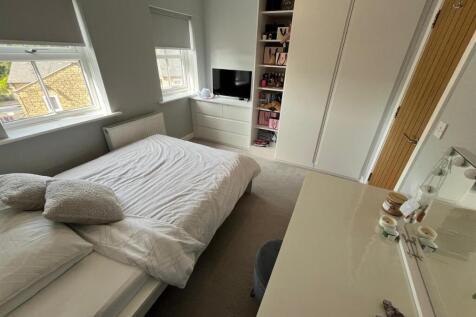 Bed 2 .jpeg