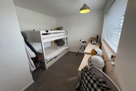 Bedroom 3.jpg