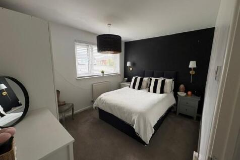 Bedroom 2.jpg