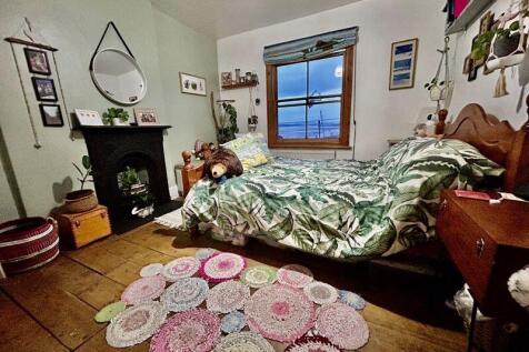 Photo 42