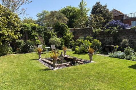 garden 2025