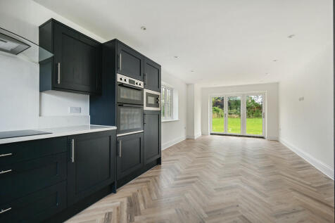 1 appledore TN262...