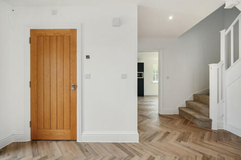 1 appledore TN262...