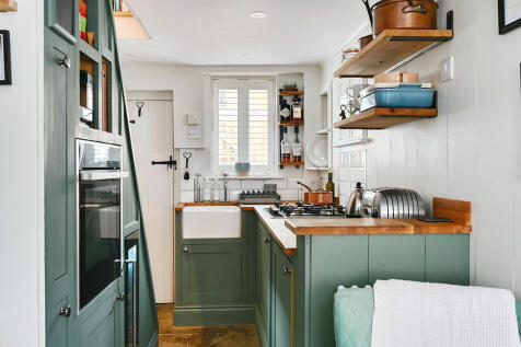 SWAN COTTAGE - FA...