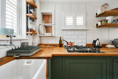 SWAN COTTAGE - FA...