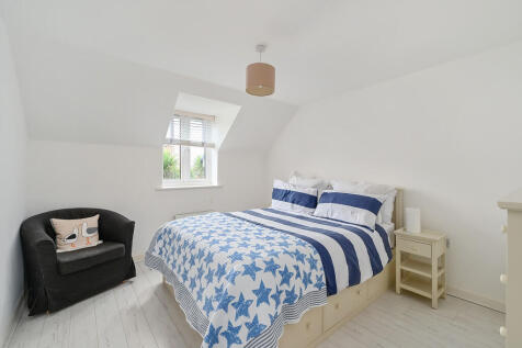 16 baker way tn31...