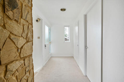 13 love lane tn31...