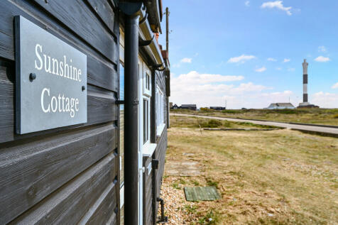 Sunshine cottage ...