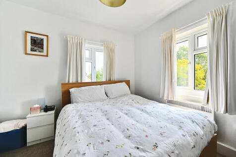 THRIFT COTTAGE - ...