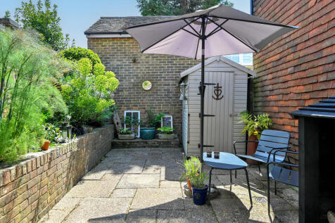 kings-cottage-tn3...