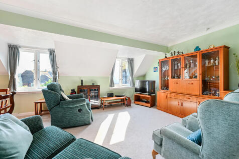 45-strand-court-t...