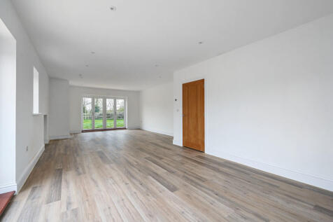 ROWAN LODGE - TN2...