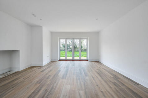 ROWAN LODGE - TN2...