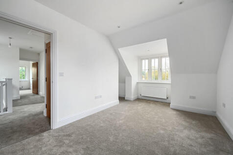 ROWAN LODGE - TN2...