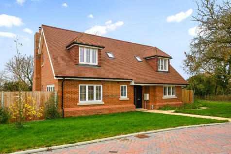 ROWAN LODGE - TN2...